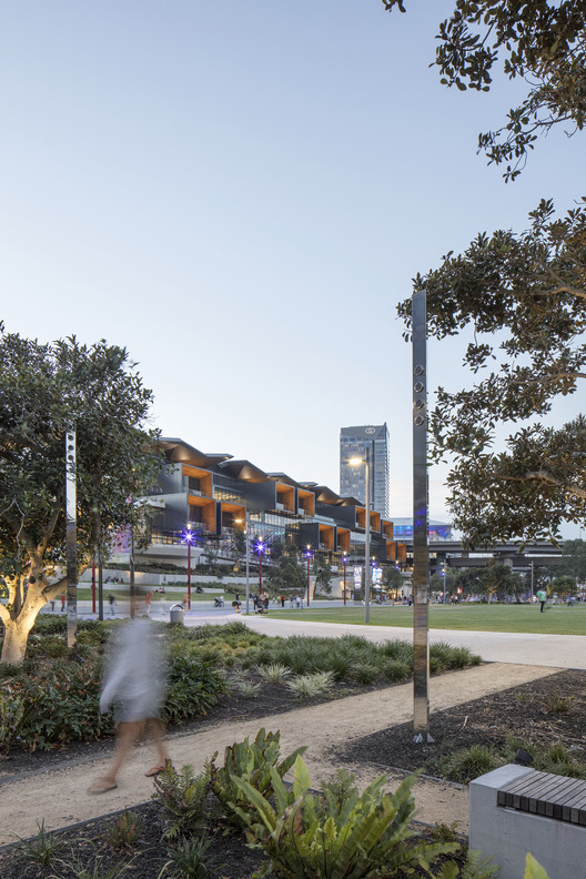 Darling Harbour Public Realm HASSELL-59