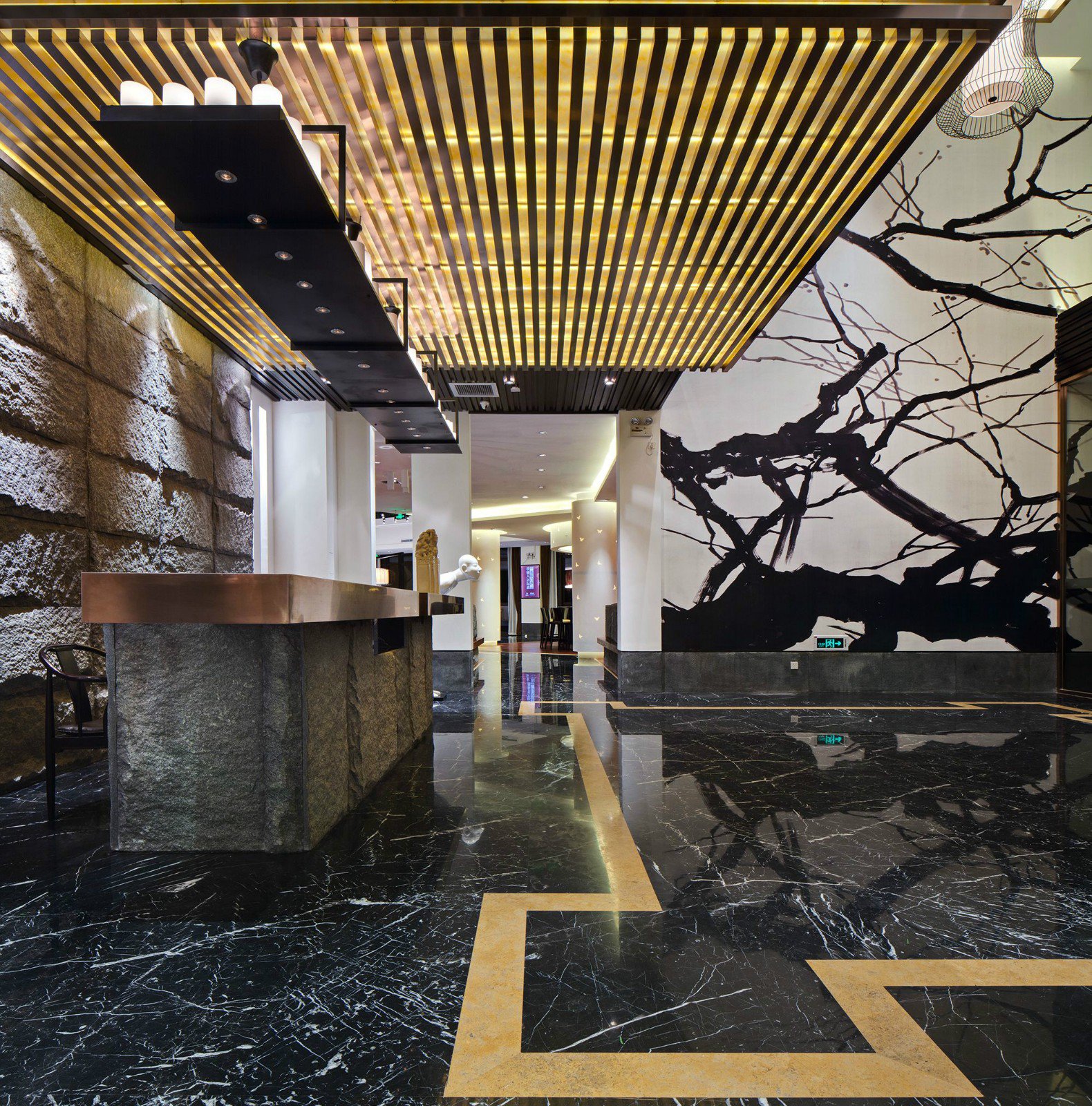 河北承德铂悦山售楼处  罗剑-1