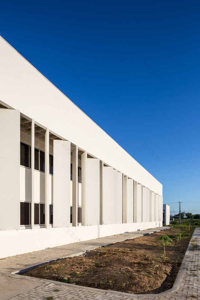 巴西联邦大学 Crateús 教学区设计-27