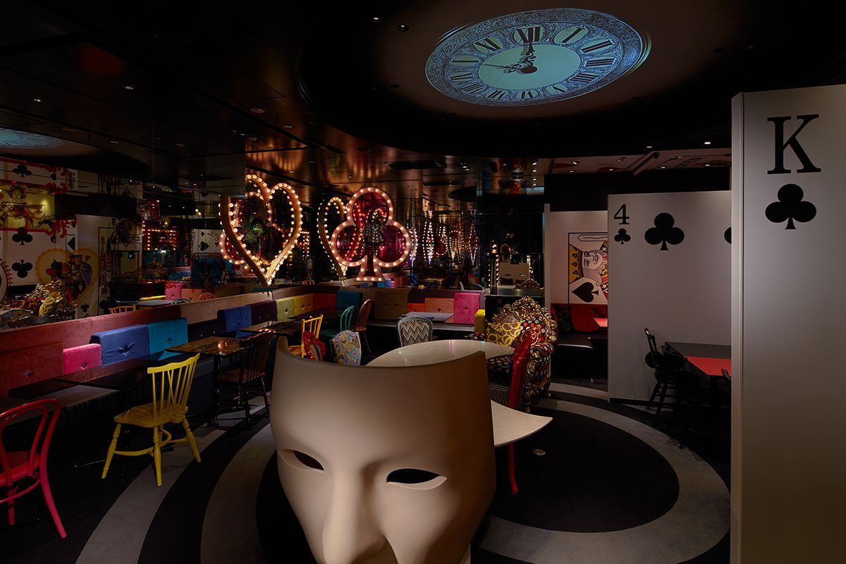 Тематические рестораны Алиса в стране чудес - 40 фото интерьеров-43