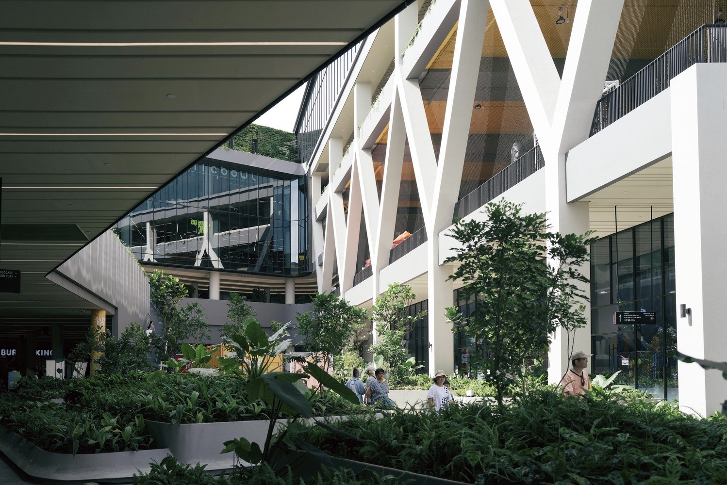 
张扬独特让人联想到健身运动并从中受到启发的会所设计 - 戈者设计 | 戈者设计-6