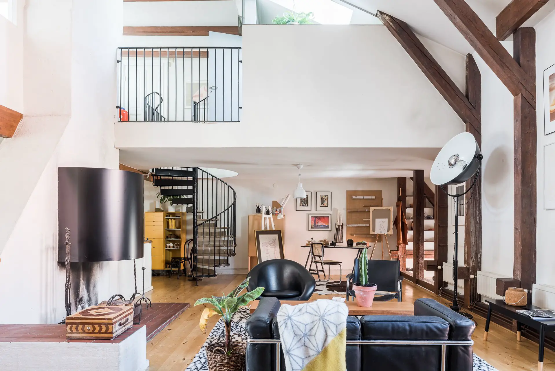 瑞典 LOFT 公寓 创意吊床设计-2