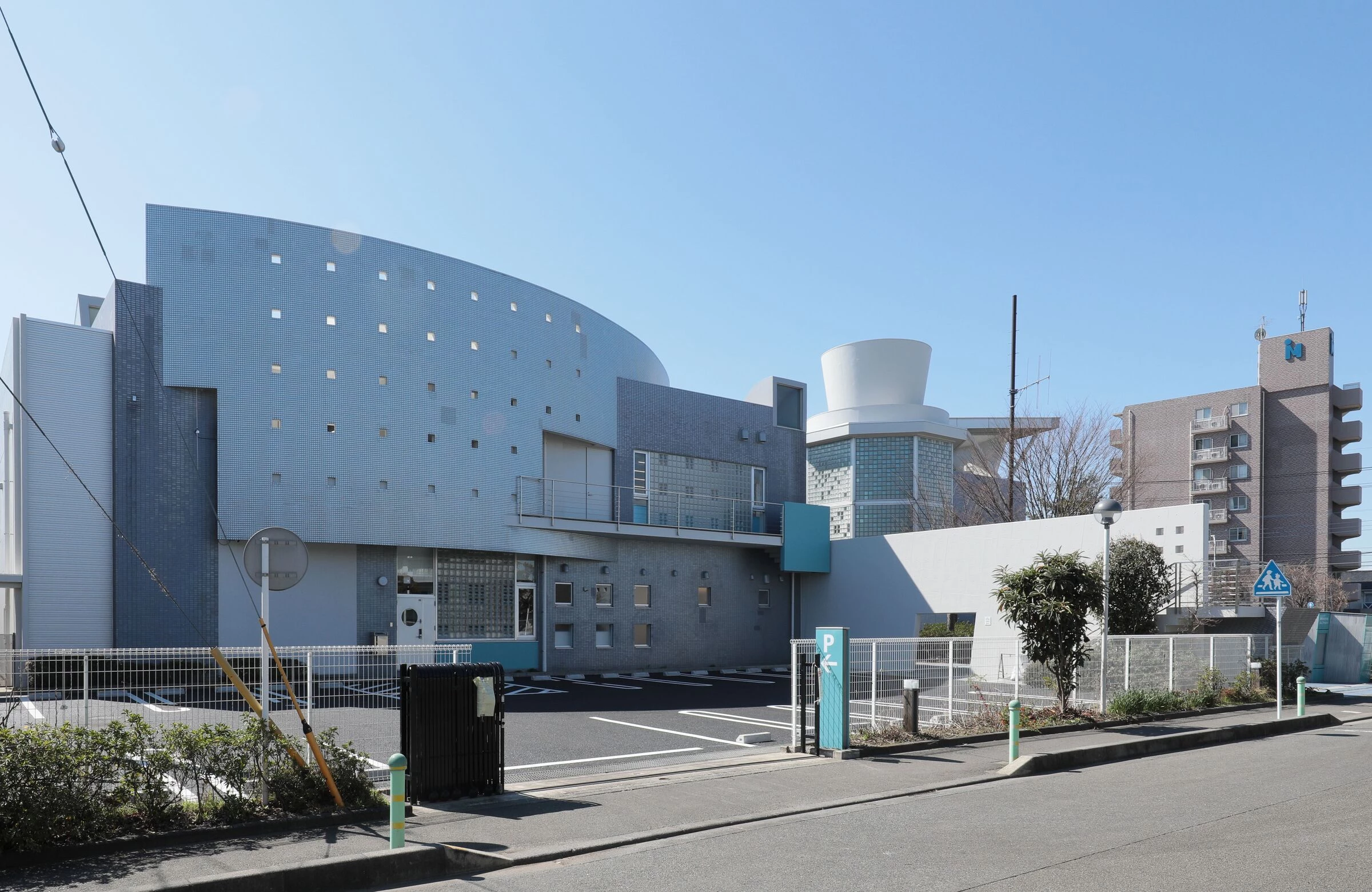 Ebina City Arima Library & Community Center-31