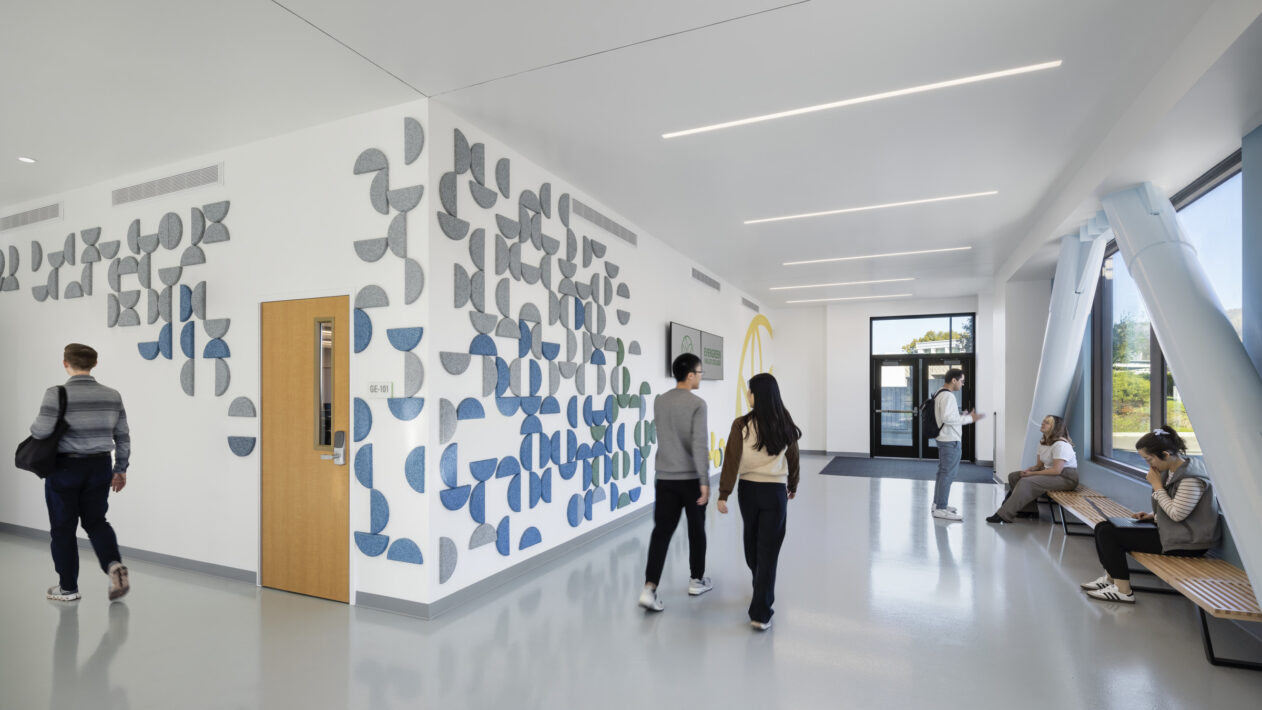 Evergreen Valley College: General Education + Engineering Building - Perkins Eastman-6