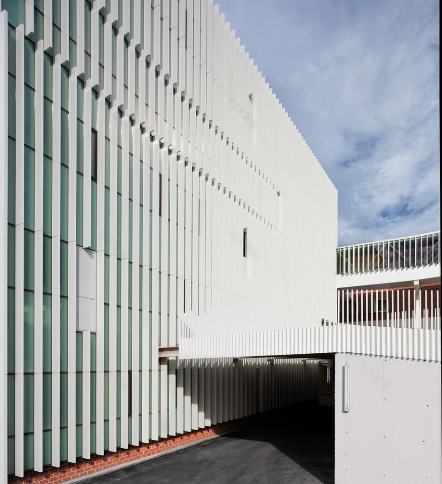 Cruces Hospital General Services Building ACXT-50