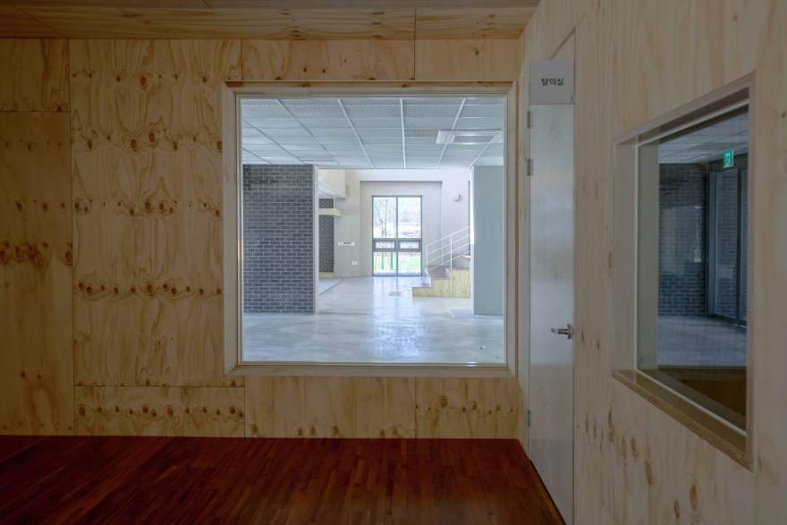 奇尔博青年文化中心 原地工作室+乌托邦建筑师事务所-53