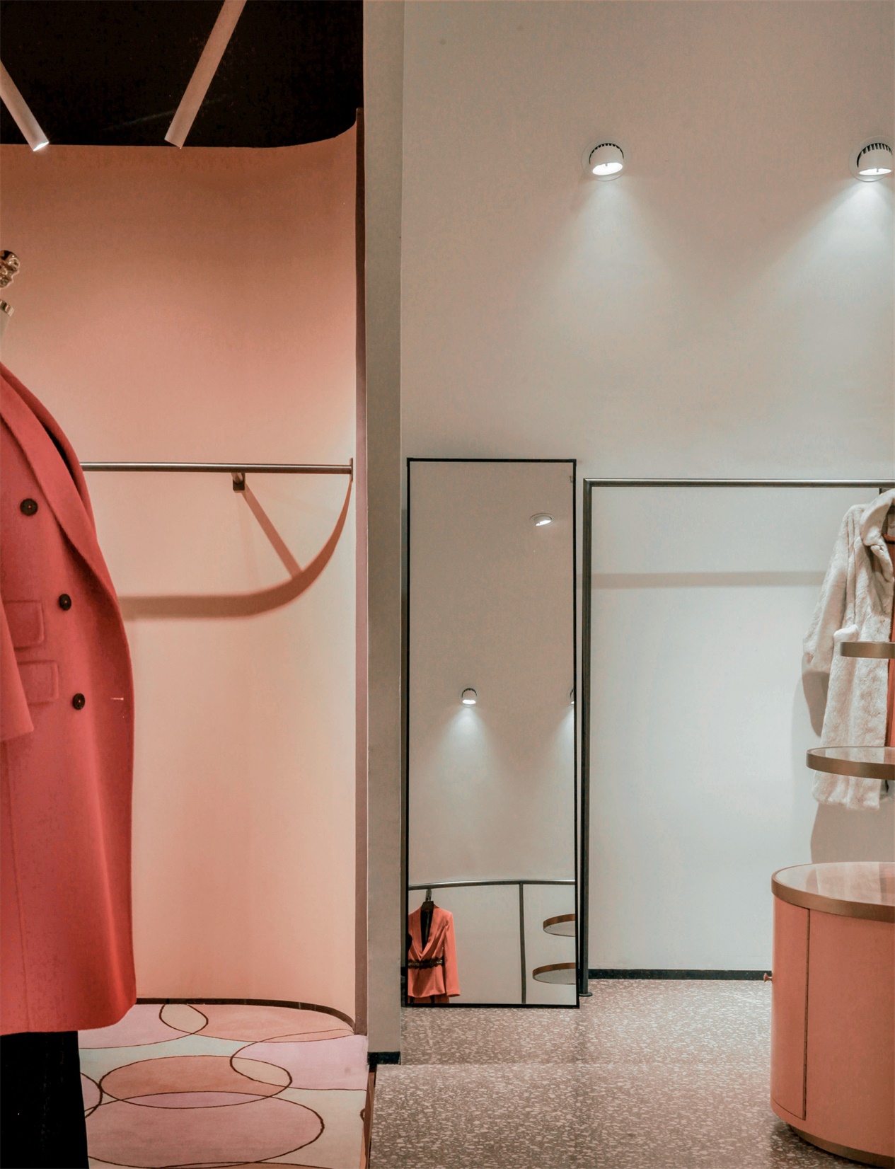 无非设计(深圳)丨非设计丨服装店丨Ttsp·X 女装品牌形象店-27