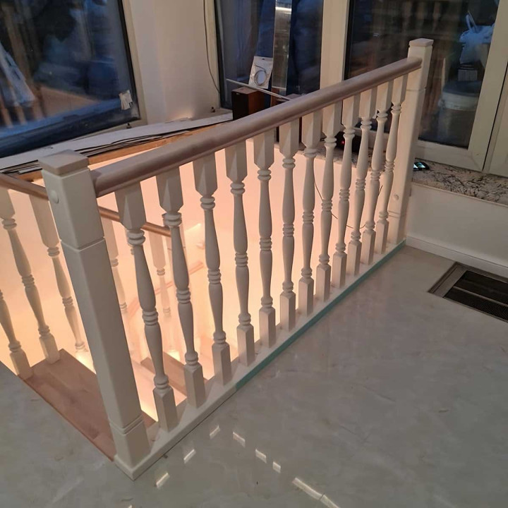 定制带白色栏杆的楼梯  Градиус丨Gradius（乌克兰）-6