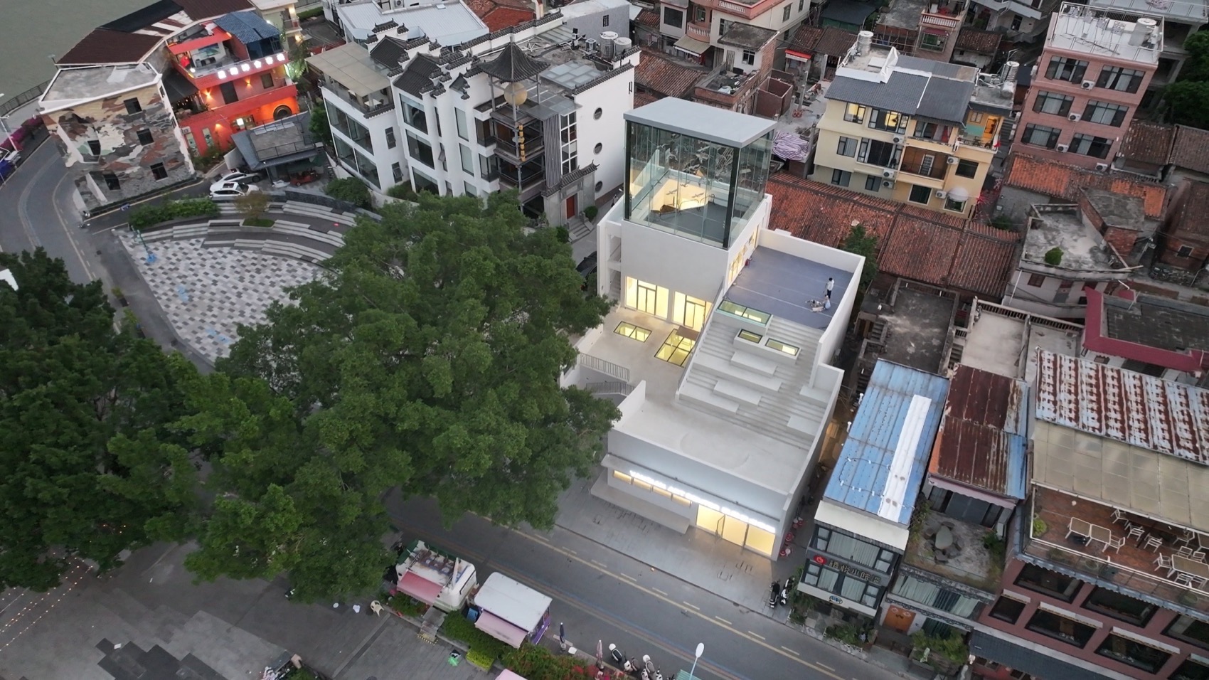 岩前艺术中心丨中国肇庆丨许牧川,陈俊睿,谢境鑫等-70