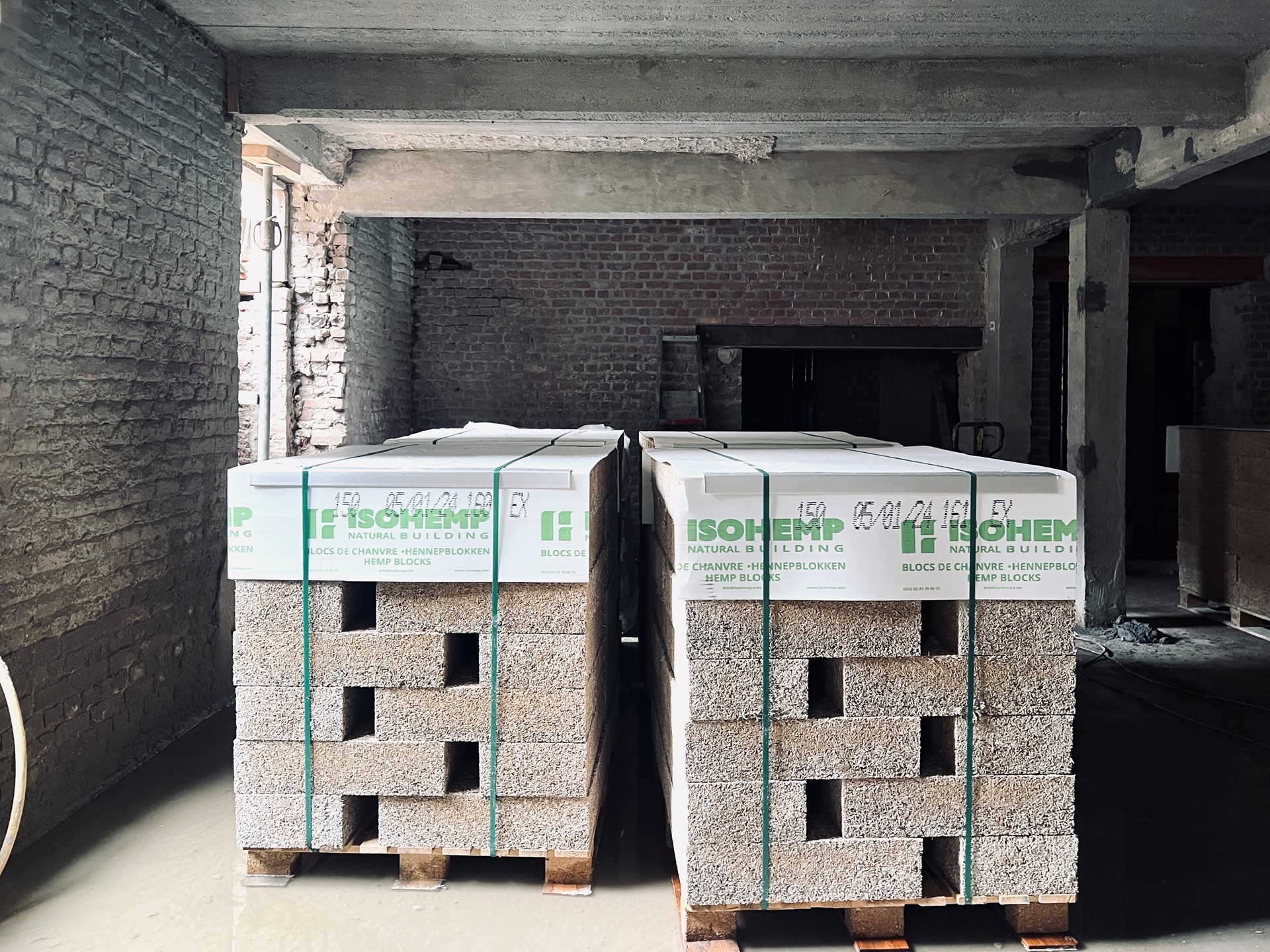 旧海关大楼改造为创意中心丨比利时丨A2D-21