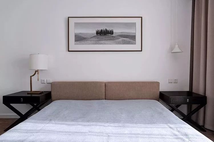 190㎡现代简约大宅，暖灰色地砖打造舒适空间-31