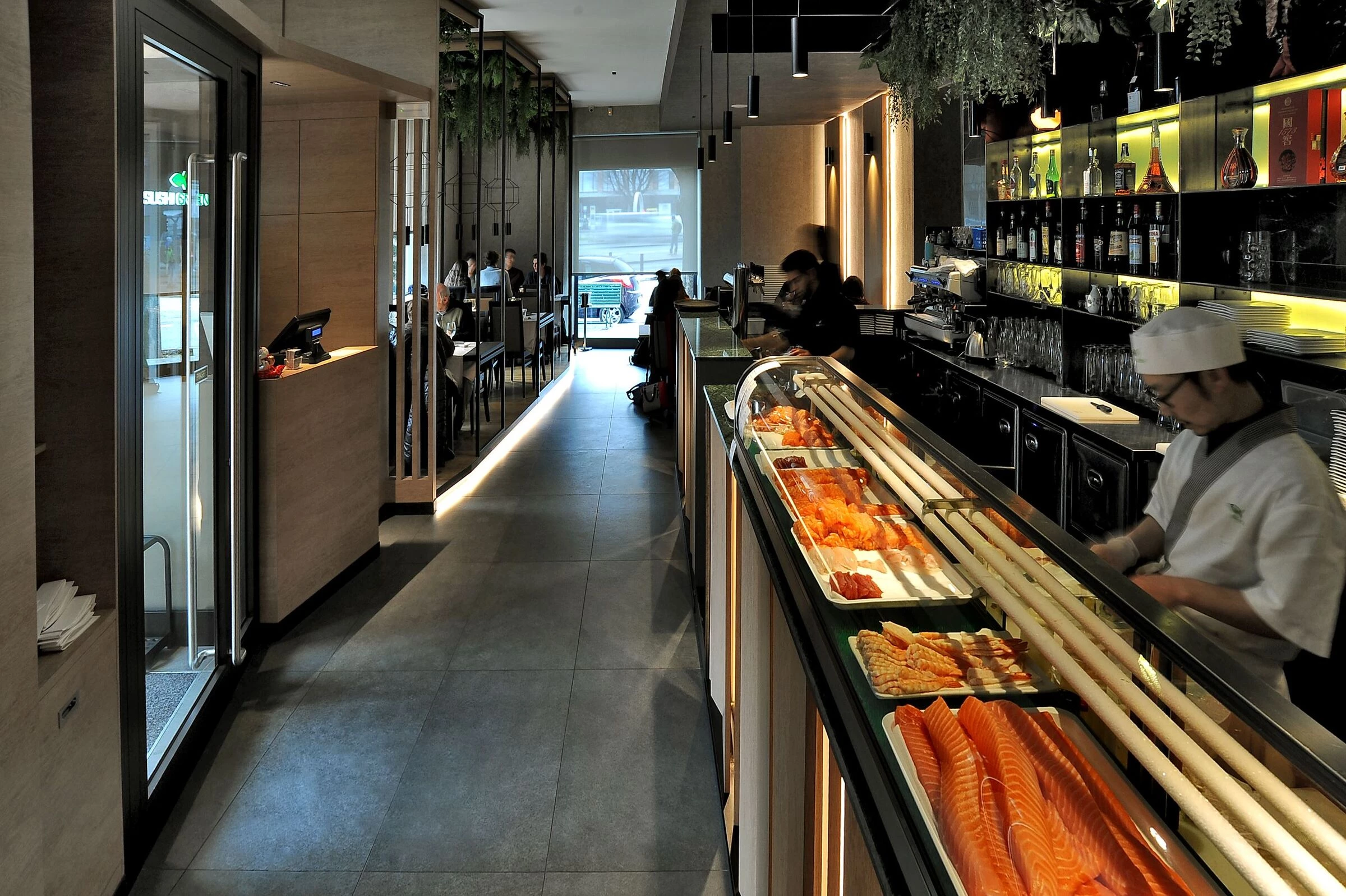 绿意盎然的意式寿司店丨意大利丨Elisabetta Puviani-10