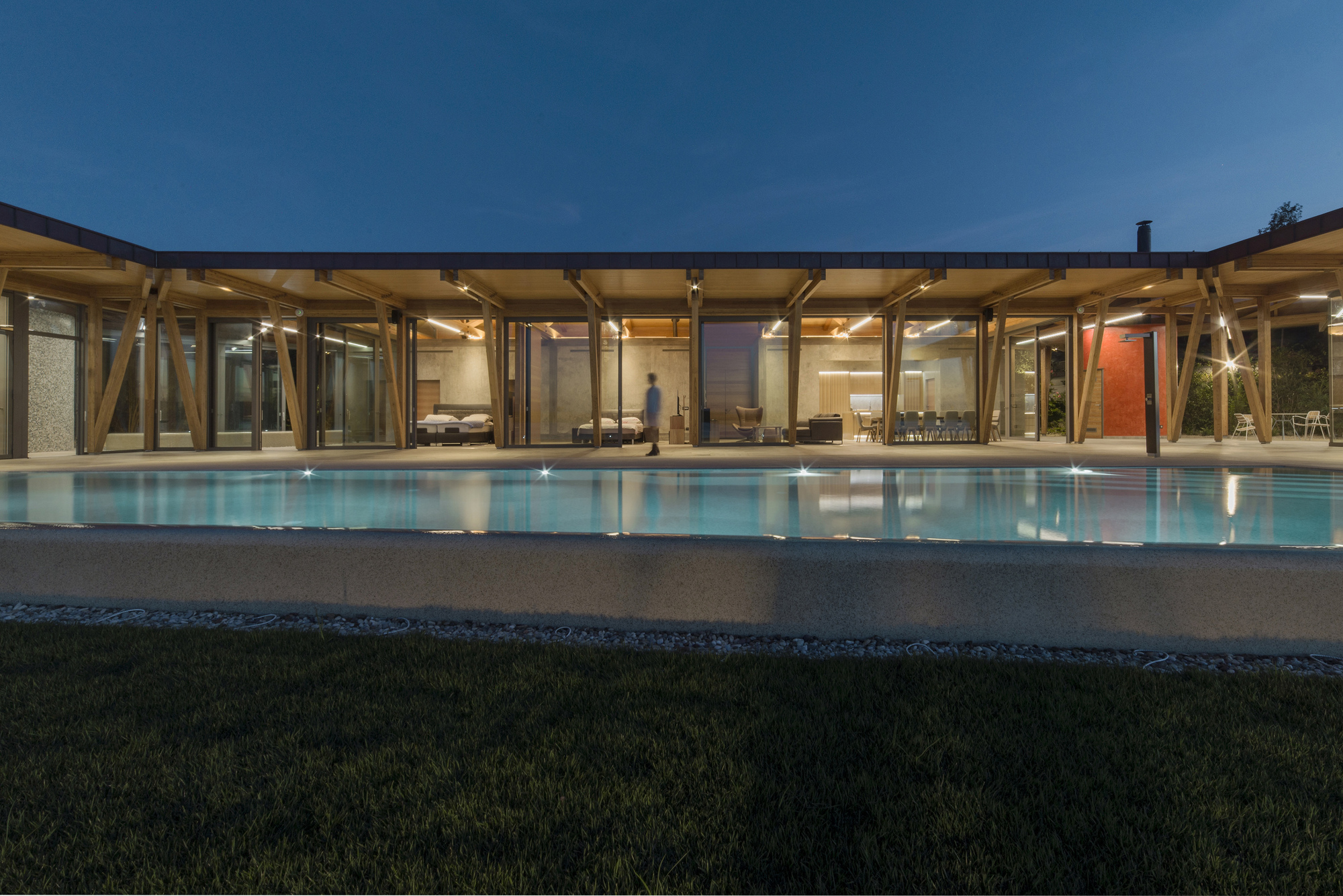 Wooden House / Turato Architects-36