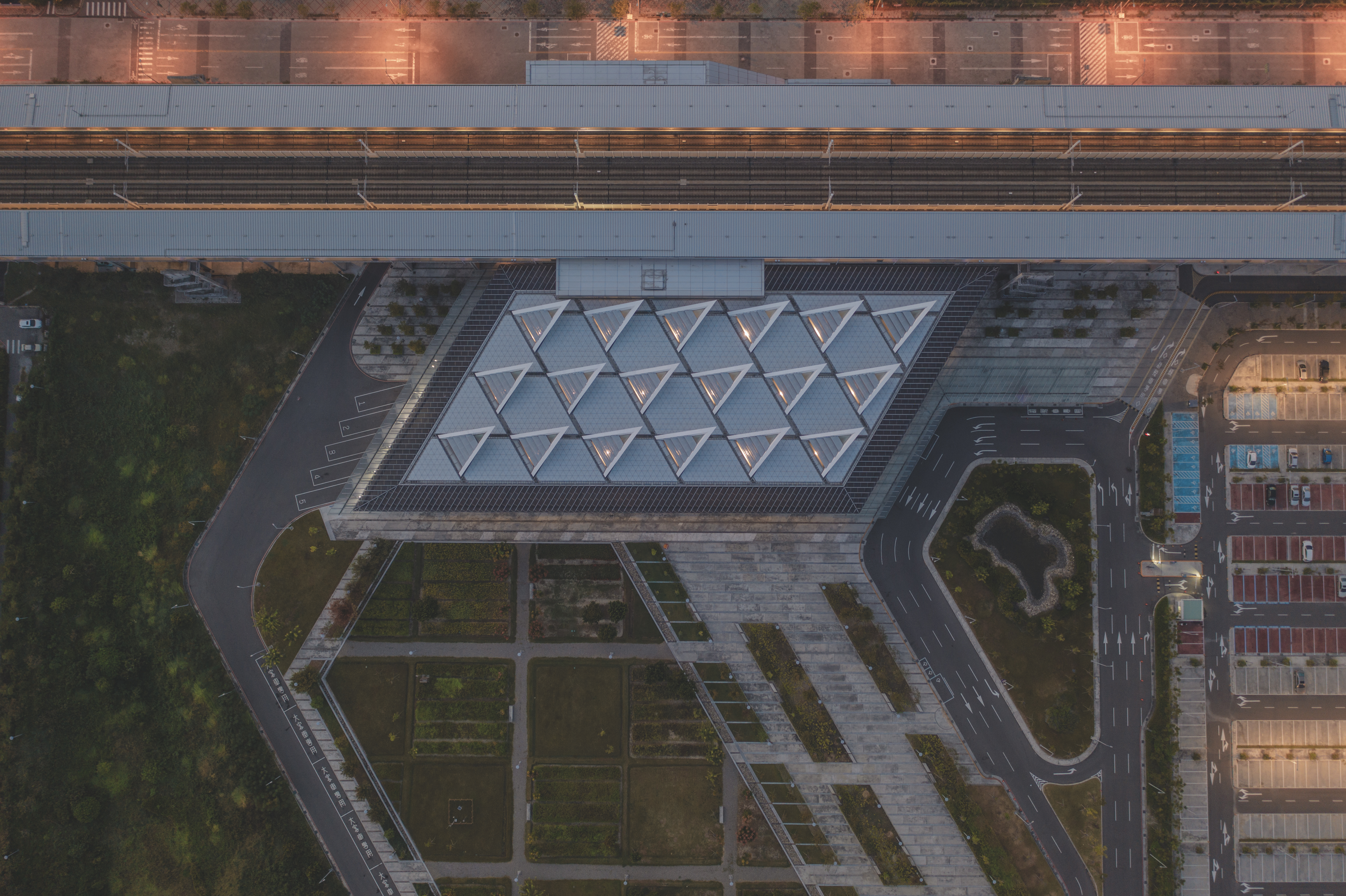 大元聯合建築師事務所 - 台灣高鐵彰化站-5