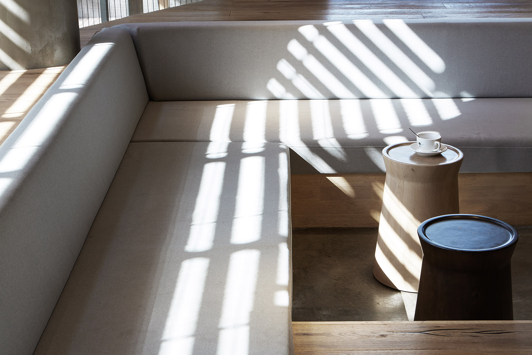 城市中的一缕新鲜空气 & 保定新华书店/ 风合睦晨空间设计-45