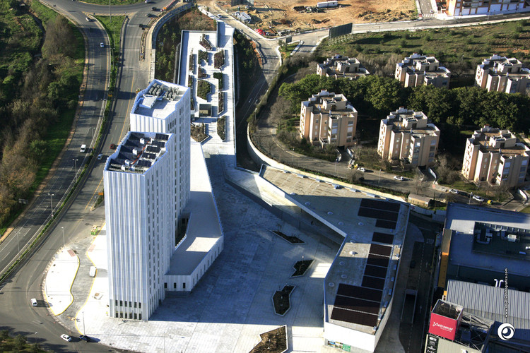 Transportation Interchange Complex  EDDEA-16