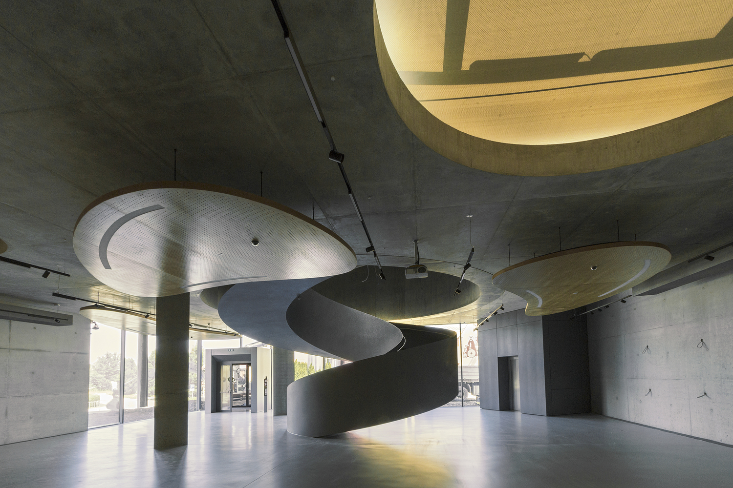 奥地利 Asten 面包博物馆，悬浮式奇观橱柜展示-29