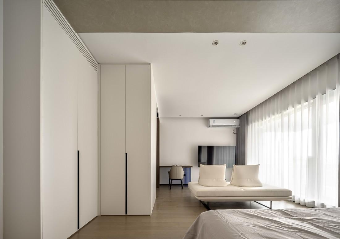 悬空楼梯下的蓝调空间丨中国广州-52