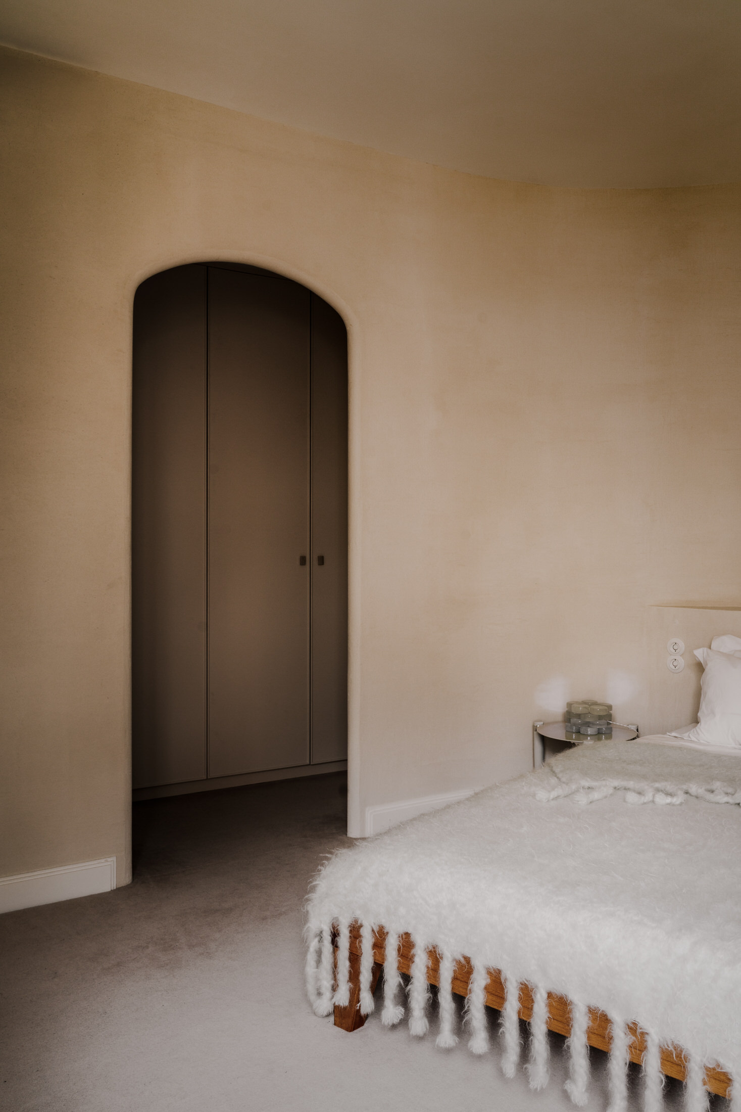 Eclectic Elegance: Turenne Apartment in Paris by Alicia Luxem.-47