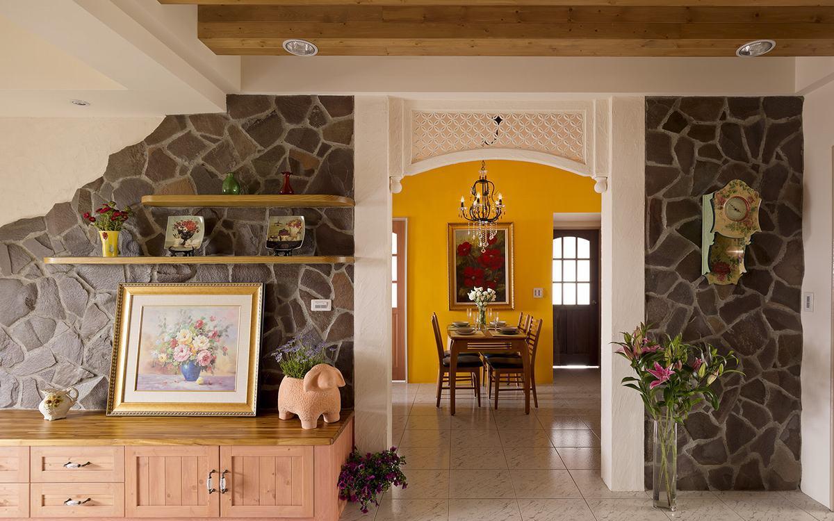 西班牙美学融入乡村风格,打造缤纷生活空间-2