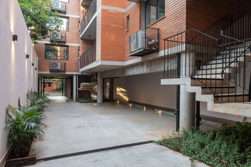 阿根廷塞瓦斯托波尔 3262 大楼丨阿根廷波萨达斯丨MAGarq-43