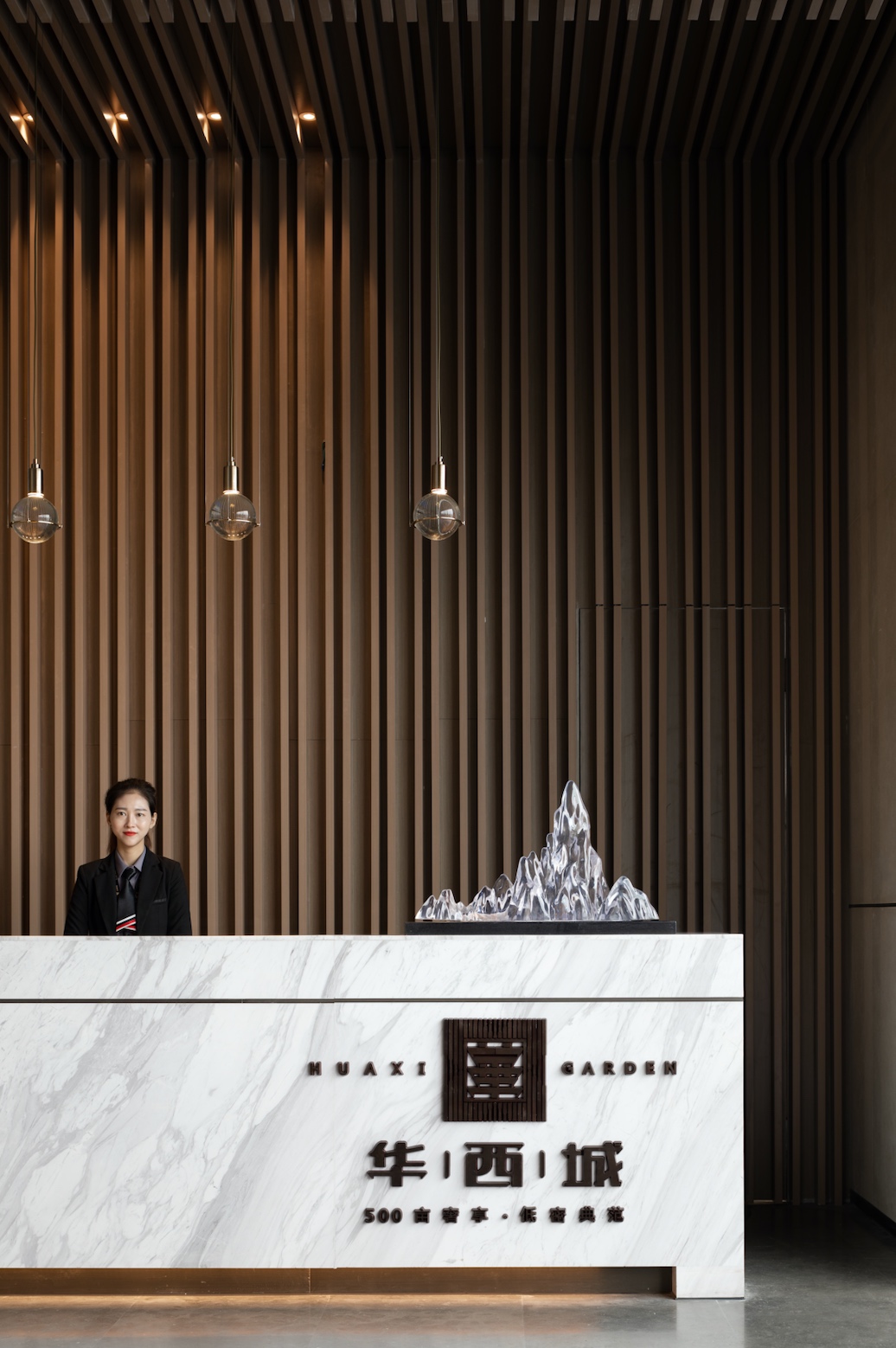 十堰华西城营销中心设计丨中国十堰丨美纵设计-8