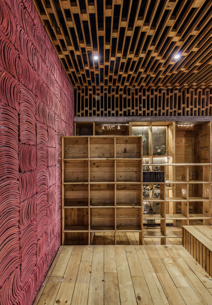 越南河内锦鲤咖啡馆-26