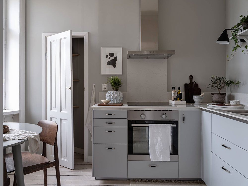 瑞典 41 平米小公寓的温馨灰色空间设计-10