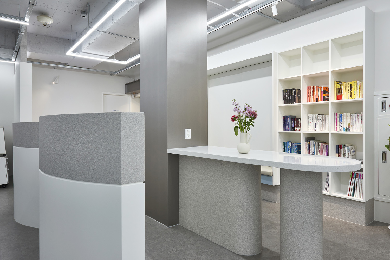 首尔 88 平米现代购物公司办公室室内设计-9