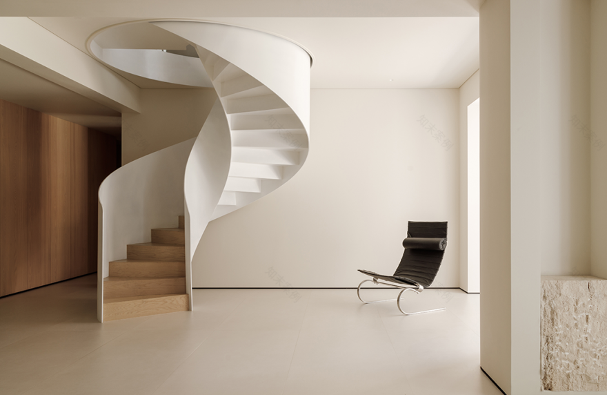 江苏300平叠墅《月影》丨中国南京丨南舍空间设计-10