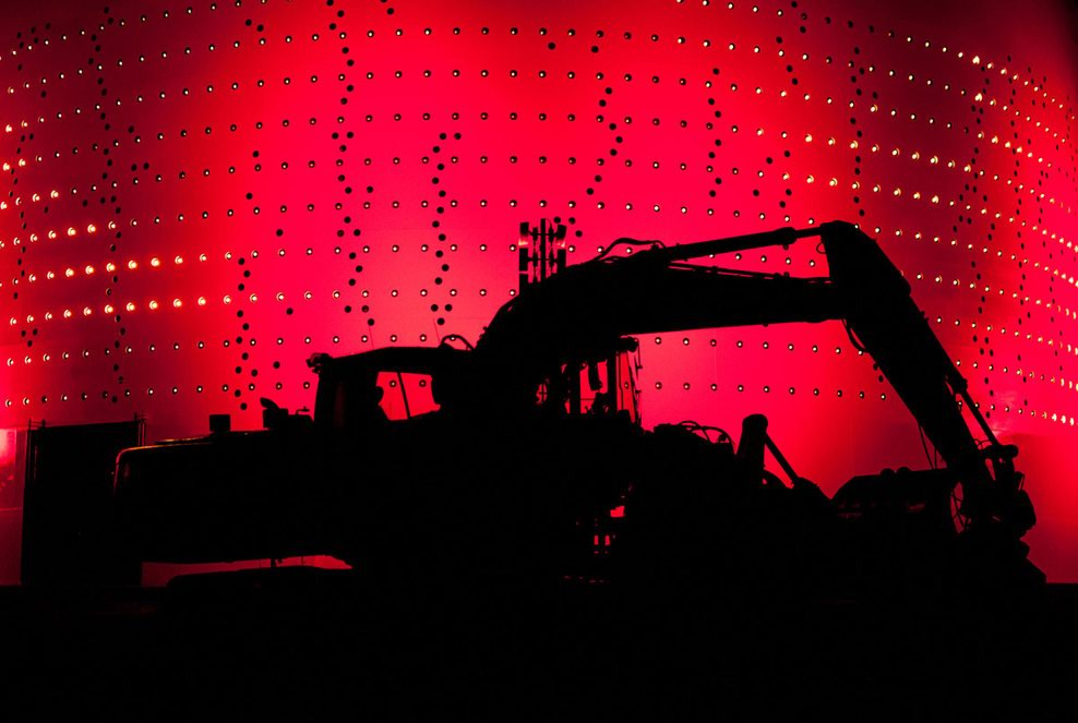 芬兰埃斯波废弃油仓变光艺术空间-10