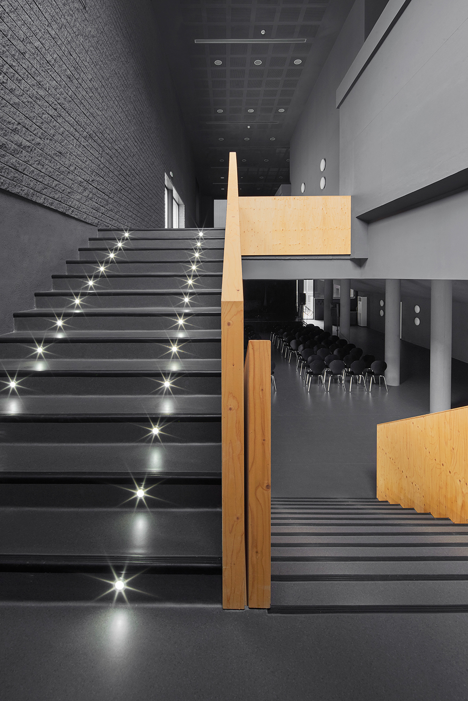 NAM Arquitectura | 西班牙托雷登瓦拉剧院翻新-25