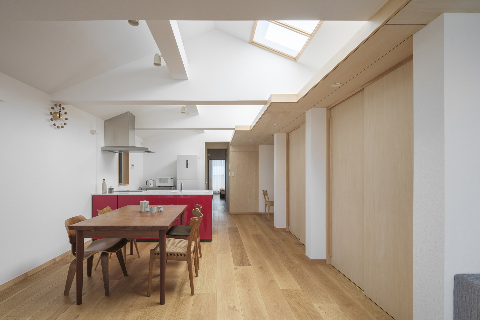 A House, Resident and Milk Delivery Service  / Meguro Architecture Laboratory-21