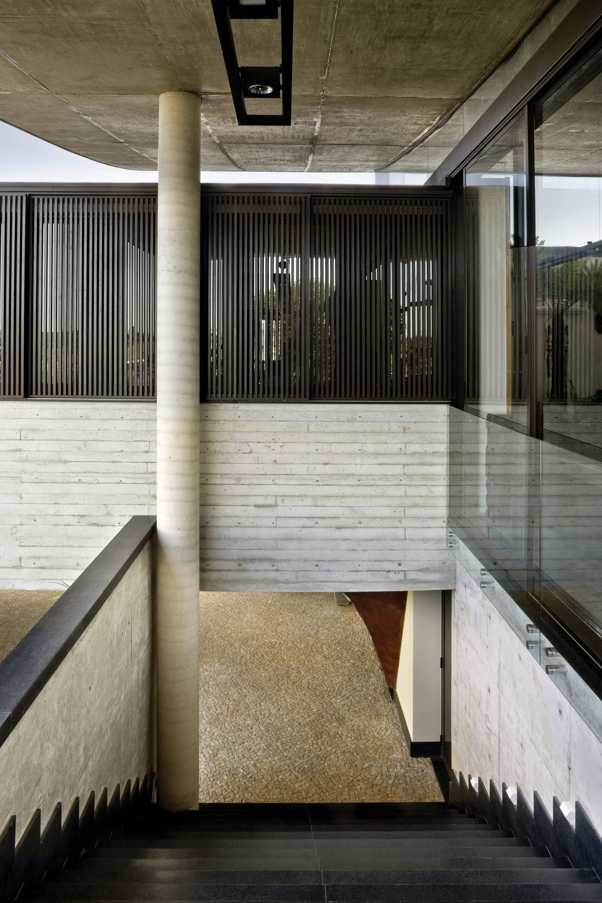 巴西 Goiânia 别墅 | “攀爬之屋”融入自然,展现个性-25