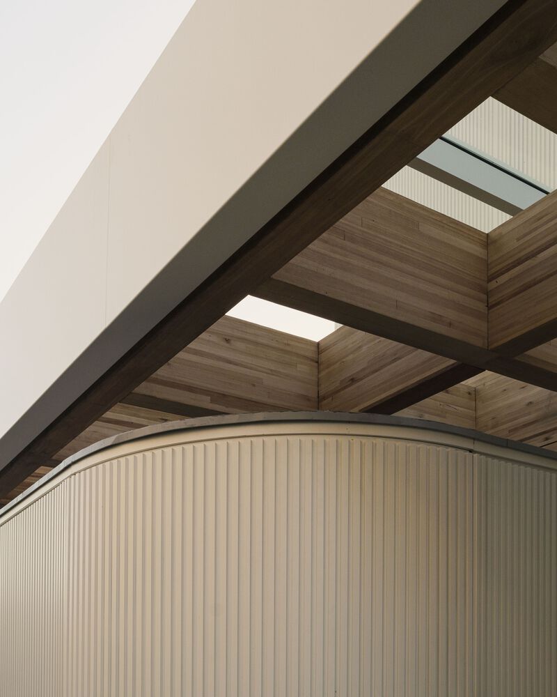 湖畔白色别墅丨巴西南里奥格兰德-46