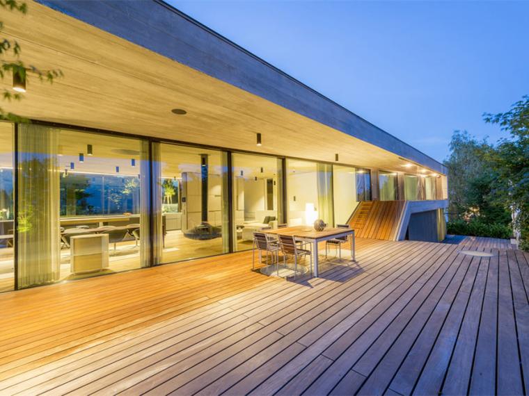 奥地利林茲市 E 住宅——悬浮式设计,生活休闲两不误-6