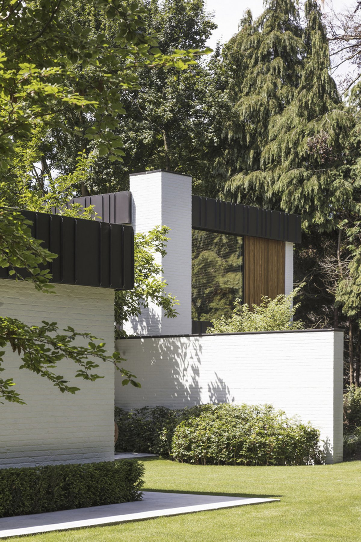 比利时 Baillet Latour 别墅绿色环绕的开放式空间设计-6