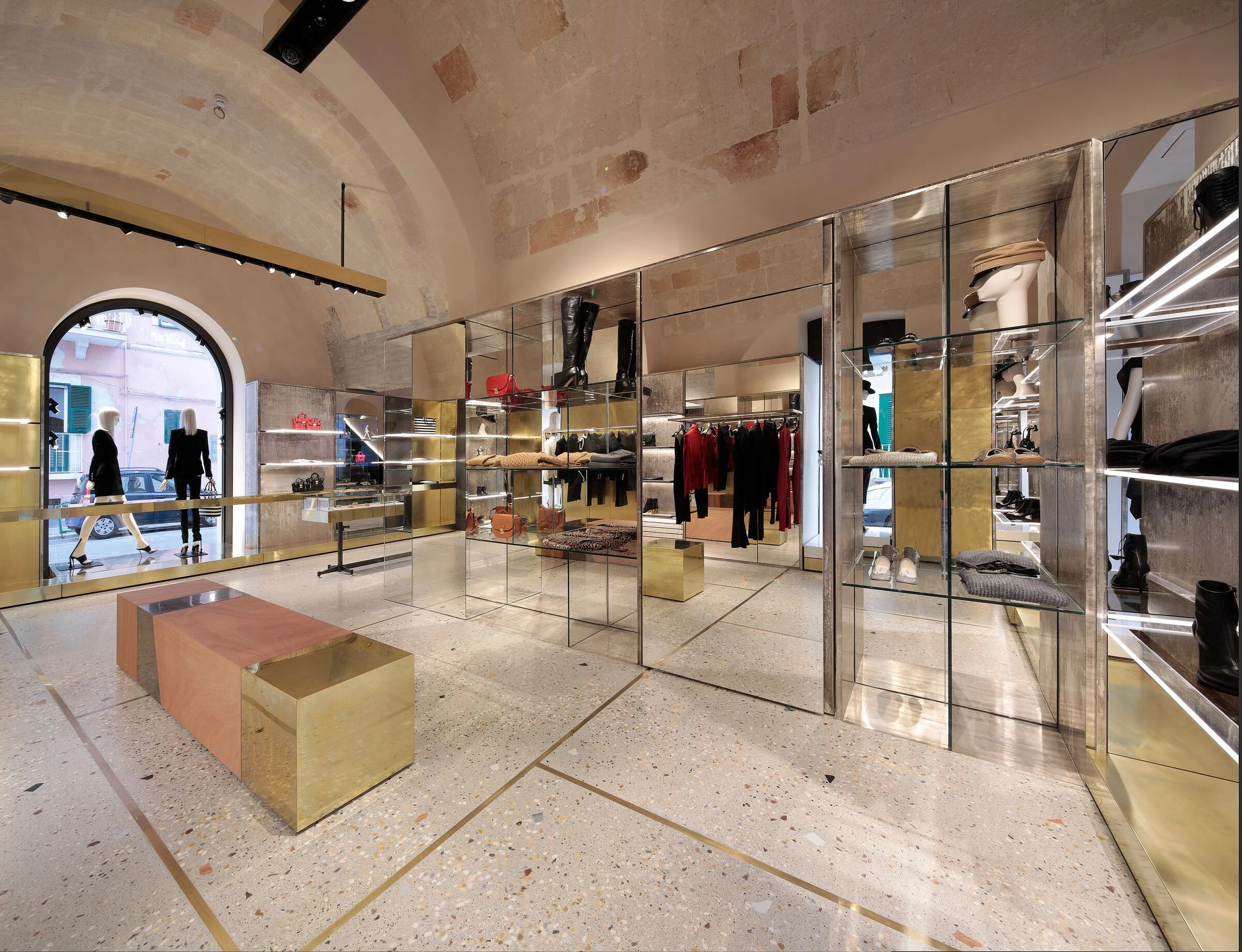 意大利 MonopoliINSIGHT 精品店-6