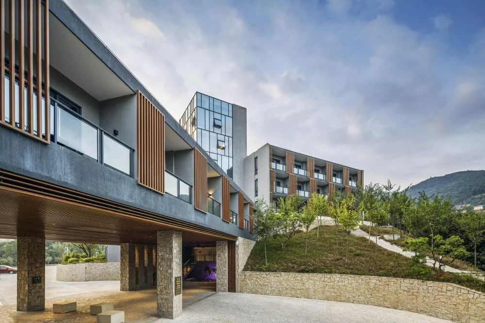 广州崴格诗酒店 | 绿野仙踪，山谷中的现代养生秘境-38