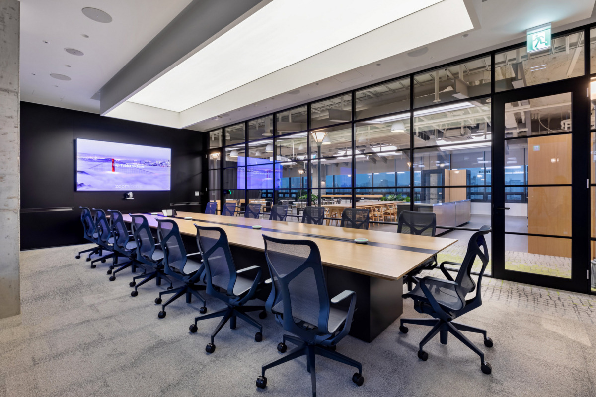 JH 联合公司机密客户办公室·首尔-13