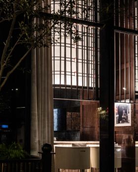 上海外滩居于里铁板烧餐厅丨中国上海丨上海梯顶餐饮管理有限公司