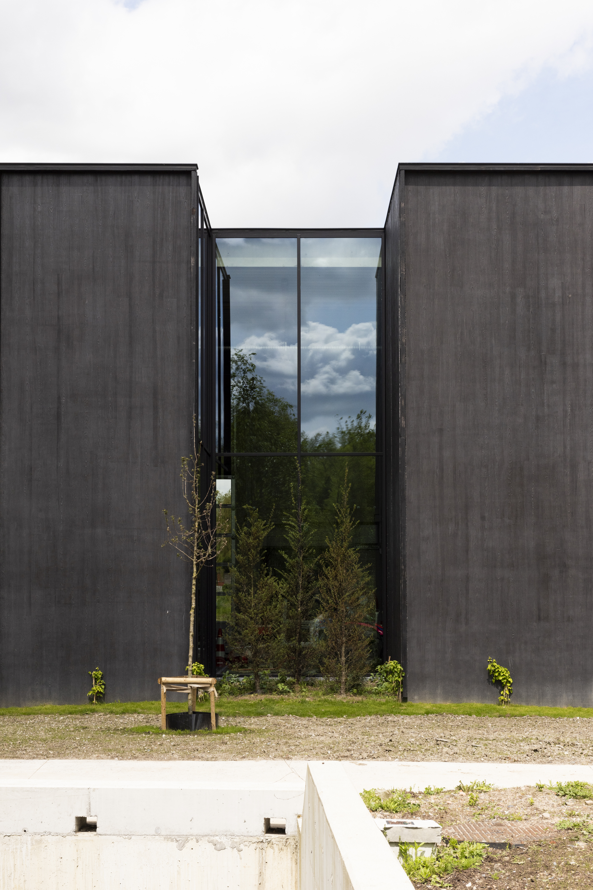 Bramier 消防站丨比利时丨Bureau DBG-21