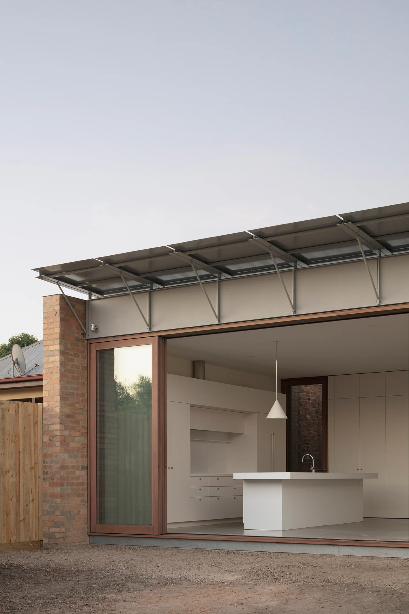 自由生活的可能性 · 墨尔本开放式现代住宅丨Trower Falvo-11