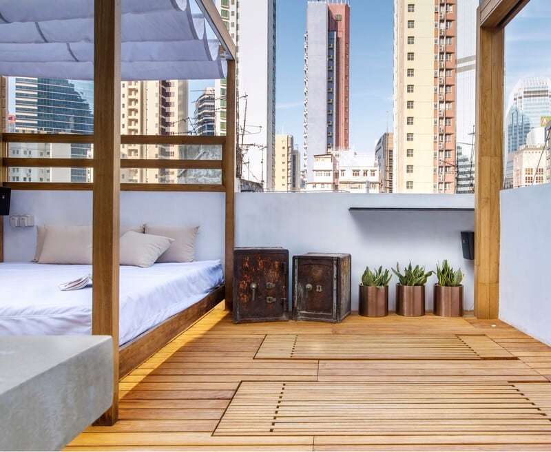 香港中环荷李活道公寓生态高科技屋顶改造项目丨中国香港丨Liquid Interiors-11