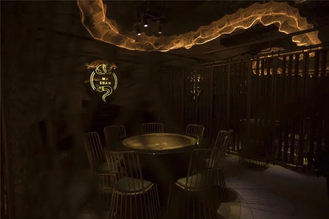 长沙哇鳝 | 室内外共融的美食空间-60