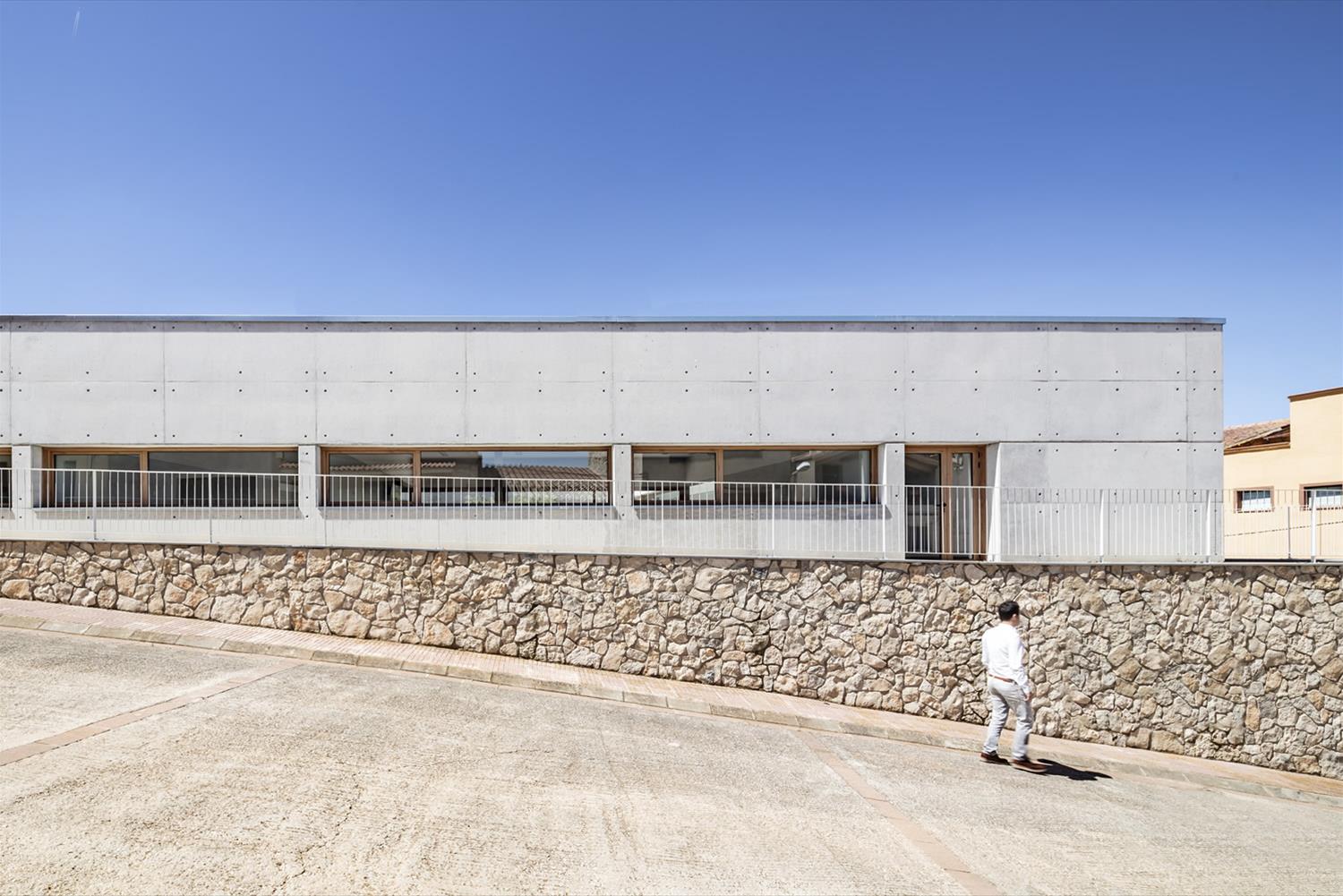 西班牙 Blancafort 老年中心 | 绿色环保，舒适温馨-8