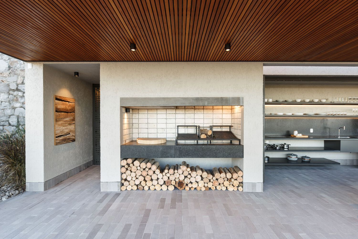 Roccia Residential Condominium | 石墙与自然共生的巴西生态住宅-28