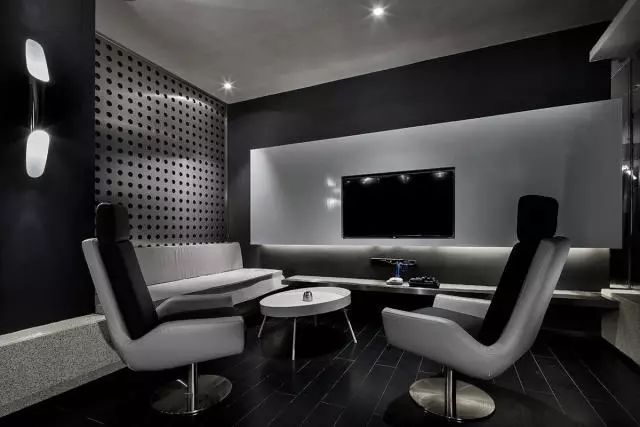 周杰伦在深圳开了一家“黑网吧”，占地千平，非常奢华！-16