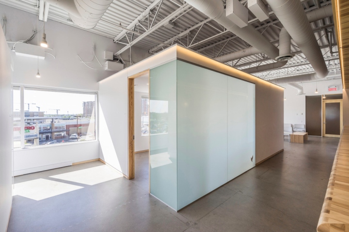 Clinique D私人诊所室内设计丨加拿大-20