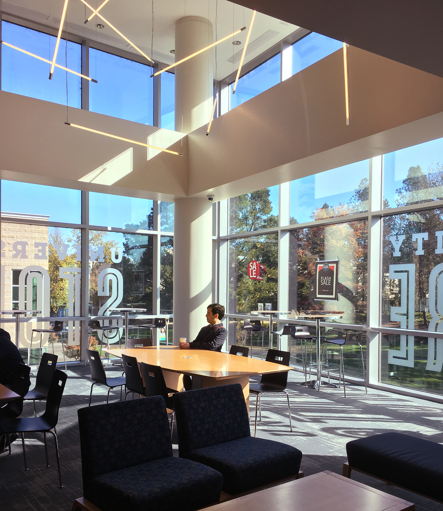 酒乡学子的校园生活中心——Hornberger + Worstell 设计的 Sonoma State University 学生中心-11